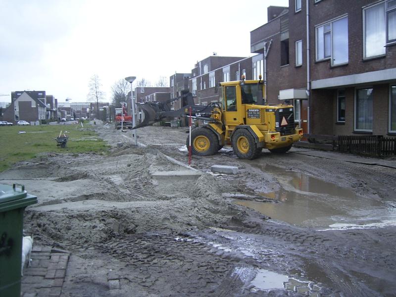 14-02-2005 werkzaamheden aan het park aan de eckartstraat/maurickerf.
