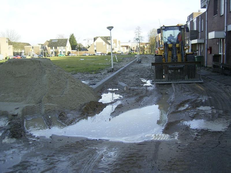 14-02-2005 werkzaamheden aan het park aan de eckartstraat/maurickerf.