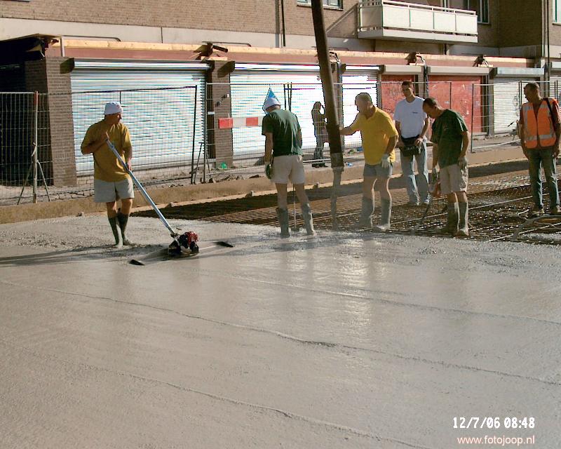 12-07-2006 beton storten oudewatering winkelcentrum beverwaard.