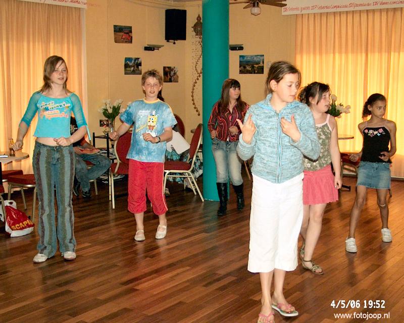 04-05-2006 la-bandera les tropical dansers