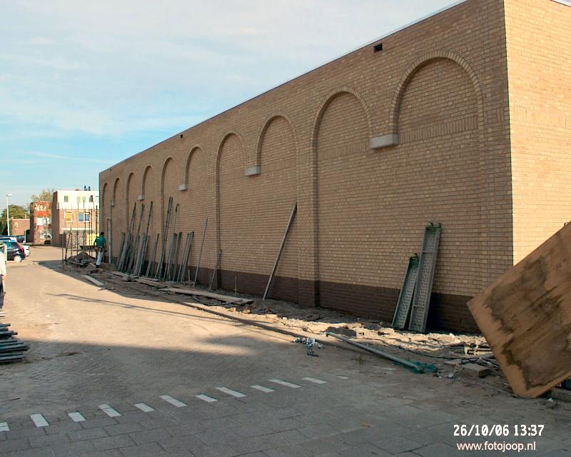 26-10-2006 pand aan de achterkant van hoogvliet in de keverborgstraat is de bouw bijna klaar beverwaard.