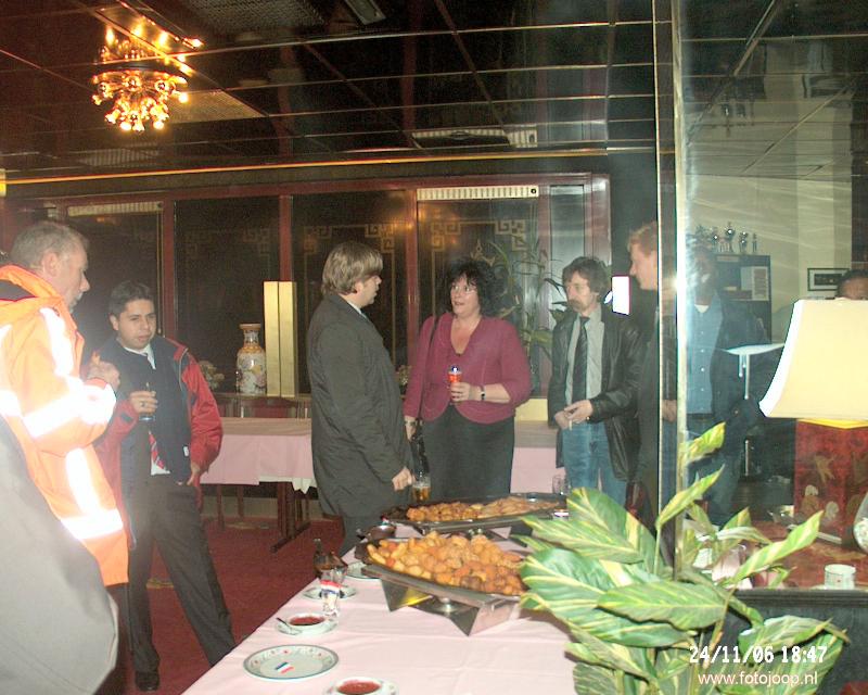 24-11-2006  feestelijke heropening van winkelcentrum beverwaard.