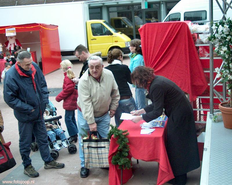 23-12-2006 krazz loten actie winkelcentrum beverwaard.