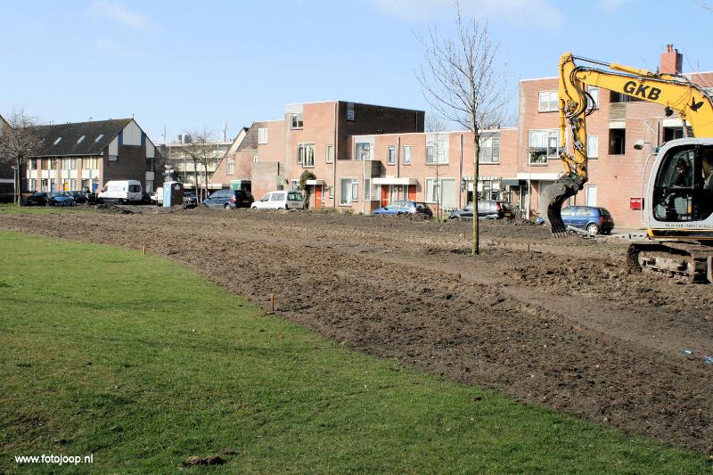 24-03-2009 de aanleg wijkparkje complex52 eckartstraat-amstenradenhoek-maurickerf. beverwaard