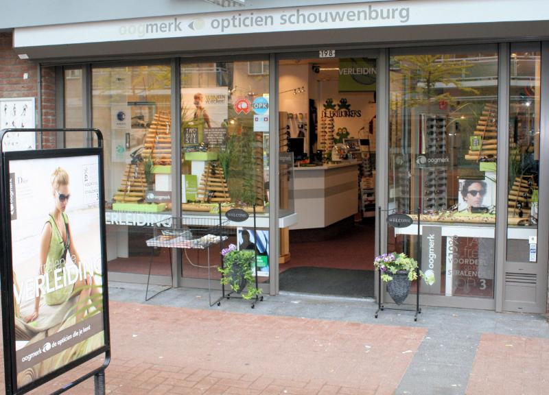 15-05-2009 campagne schouwenburg optiek winkelcentrum beverwaard.