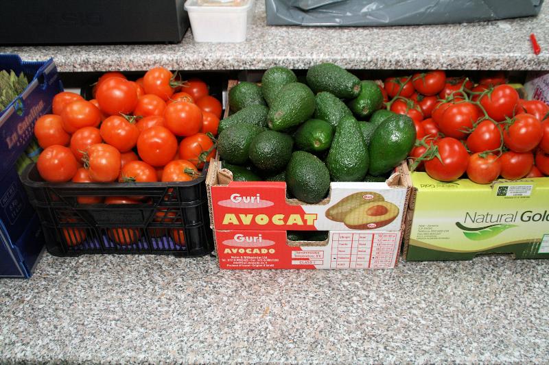 06-01-2012 ton simons groente en fruit winkel oudewatering279 beverwaard 