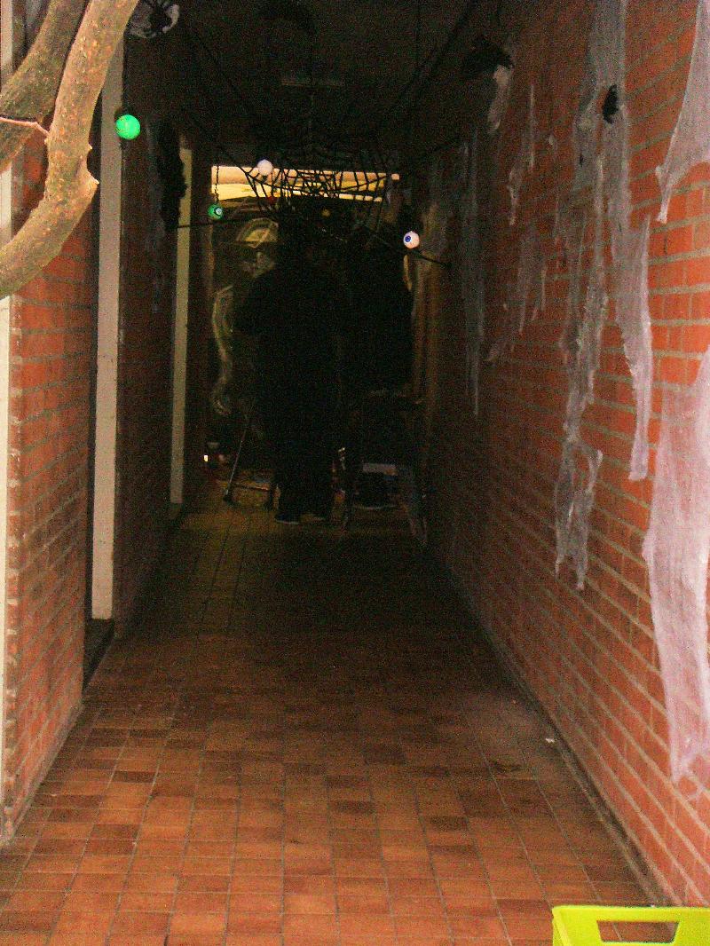 30-10-2010 foto halloween bij woonbron alerdincksingel beverwaard BRON: Met Dank van WOONBRON