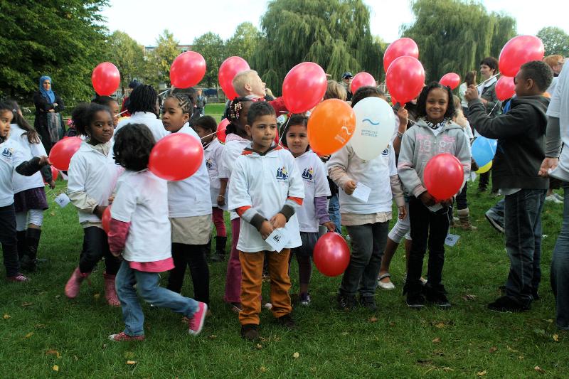14-09-2011 feest op de barkentijnschool 5jarige bestaan beverwaard