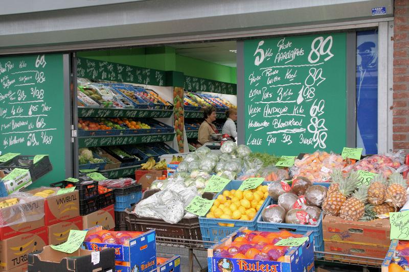 06-01-2012 opening groente en fruit winkel oudewatering 279 winkelcentrum beverwaard