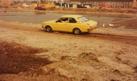 Aanleg Beverwaard 1983-1984
 Daar kon je mooi crossen met je auto.

 Foto:Marcel van Garderen

