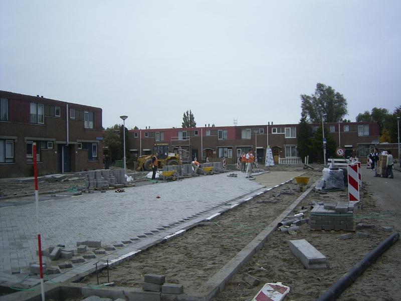 23-10-2004 de noord/zuid vebinding in de cannenburchstraat .