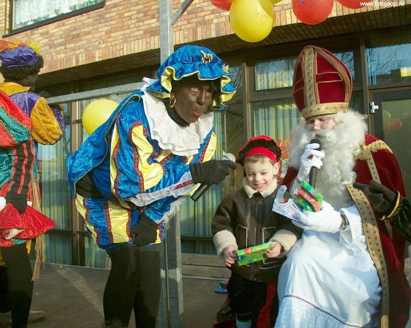 01-12-2007 sinterklaasfeest georganiseerd door bewonersvereniging hordijkerveld kerstendijk.