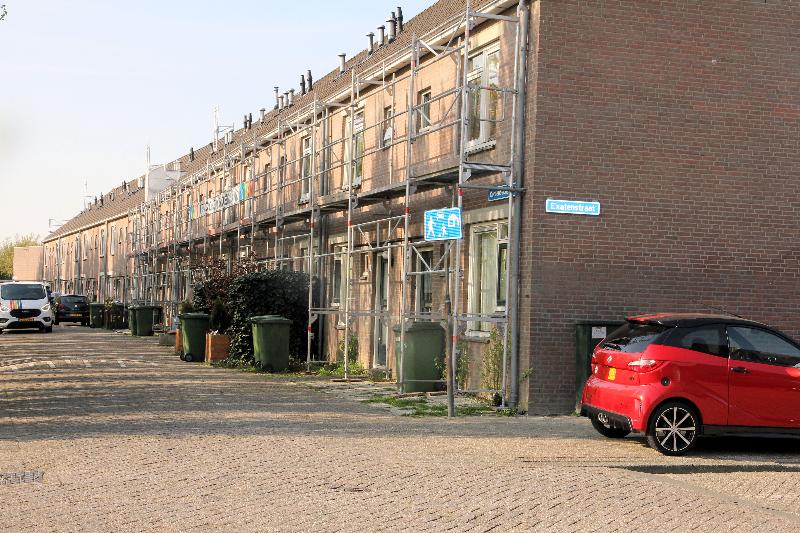 16-4-19 gevelwerkzaamheden voegen uithakken en opnieuw voegen aan de cannenburgstraat-exatenstraat-cortenbachsingel aan 2 blokken huizen beverwaard