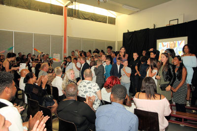 Foto 86 uit RegenboogEindFeest