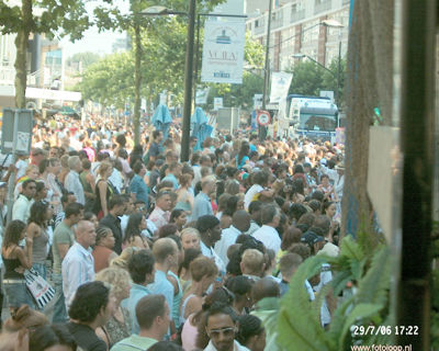 Foto 415 uit carnaval-labandera06