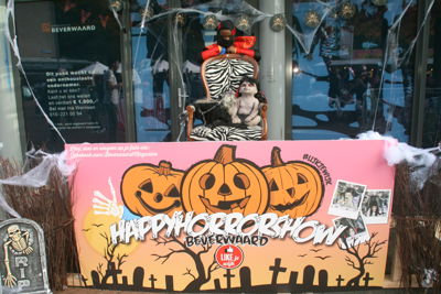 Foto 146 uit HALLOWEEN2016