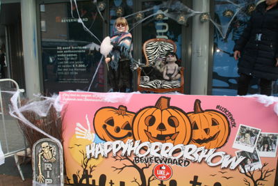 Foto 99 uit HALLOWEEN2016