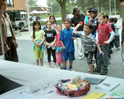 Foto 31 uit wijkfeest de dijk new