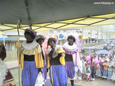 Foto 300 uit sinterklaas2005