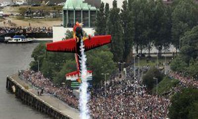 Foto 86 uit red bull air race r.dam
