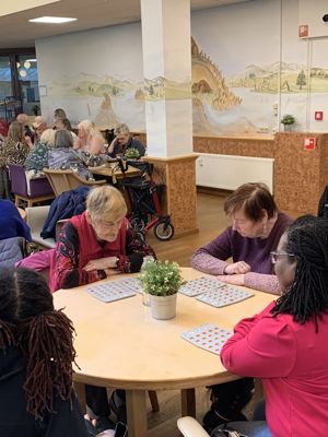 Foto 100 uit GROTE BINGO 28-1