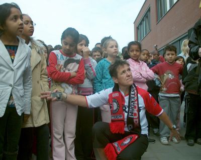 Foto 200 uit schoolsportplein07b.w