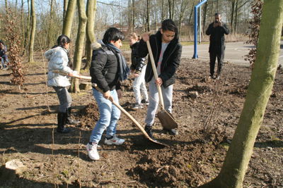Foto 49 uit Boomplantdag16-3