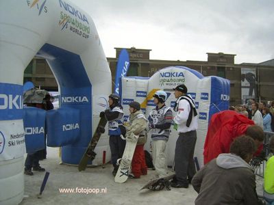 Foto 146 uit big air snowboarden