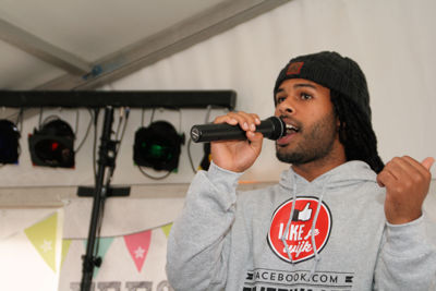 Foto 246 uit LikeJeWijkfeest14-9