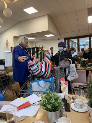 Foto 34 uit Kerststukjes Maken_2