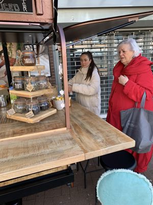 Foto 20 uit Ineke Pensioen 38 J