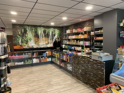 Foto 3 uit Opening Toko Milobi