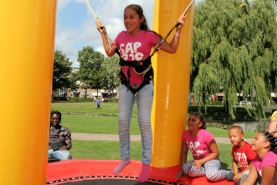 Foto 56 uit PlayGround18-08