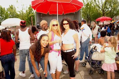 Foto 17 uit Carnaval 2007 b.w