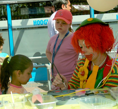 Foto 100 uit Kinderen Sminken