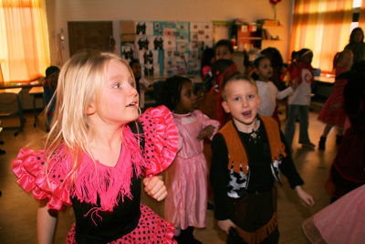 Foto 138 uit CarnavalRKRegenboog_2