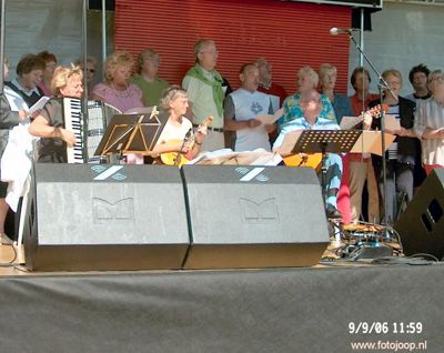 Foto 53 uit wijkparkfeest 2006