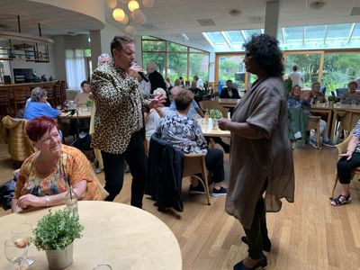 Foto 26 uit Johnie Valentino