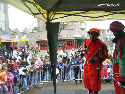 Foto 271 uit sinterklaas2005