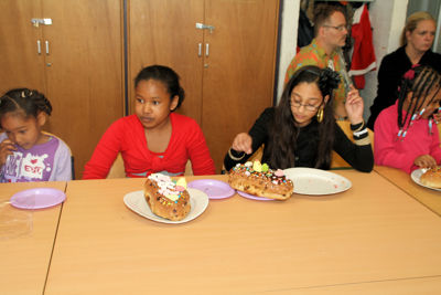 Foto 65 uit PaasBrood Versieren