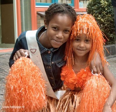 Foto 46 uit carnaval 2006 b.w