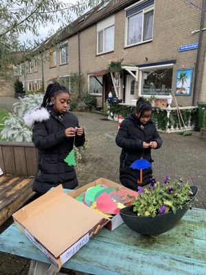 Foto 11 uit Kerstboom optuigen