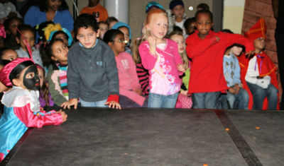 Foto 111 uit SintRkRegenboog1_12