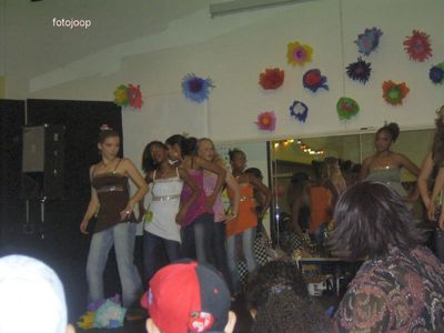 Foto 55 uit miss verkiezing 2005