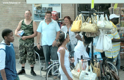 Foto 224 uit Carnaval 2007 b.w