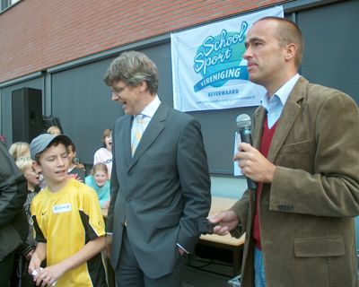 Foto 201 uit schoolsportplein07b.w