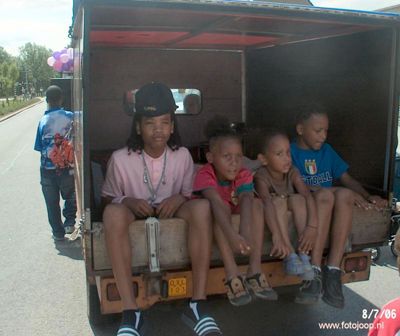 Foto 23 uit carnaval 2006 b.w