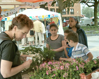 Foto 53 uit wijkfeest de dijk new