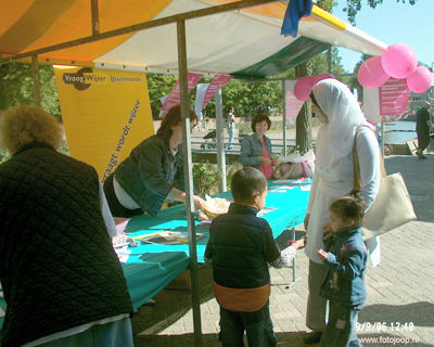 Foto 111 uit wijkparkfeest 2006