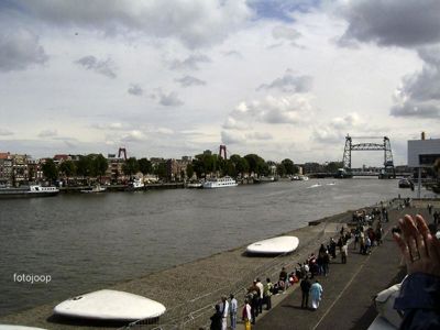 Foto 120 uit red bull air race r.dam